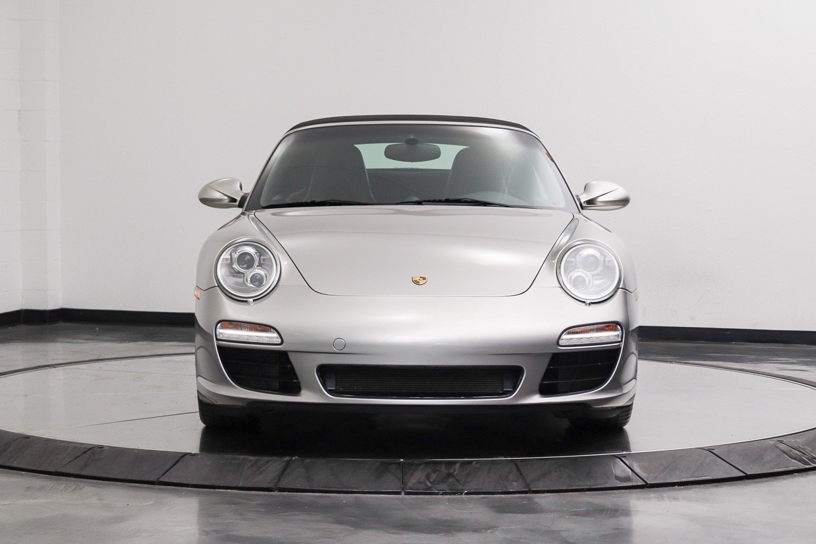 Used 2011 Porsche 911 Carrera S RWD image 9