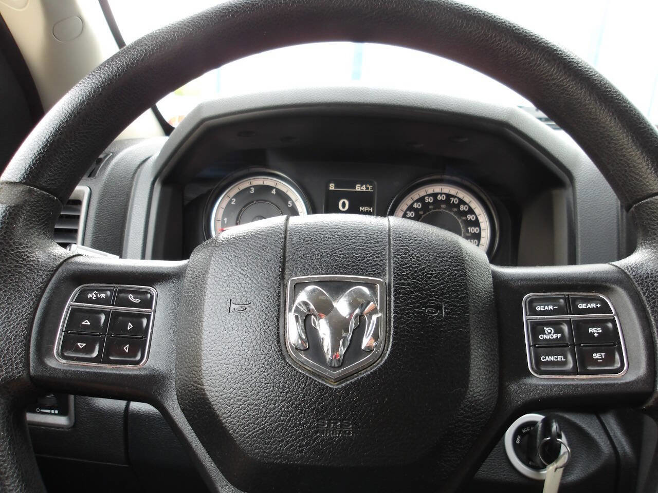 Used 2017 RAM 1500 Express w/ Express Value Package AWD/4WD image 16
