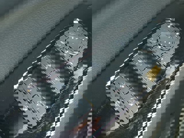 Certified 2025 Nissan Pathfinder Platinum image 25