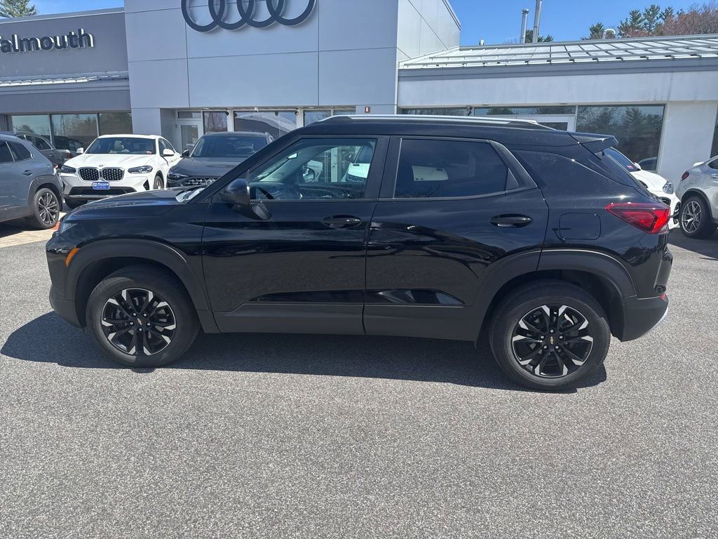 Used 2022 Chevrolet TrailBlazer LT w/ Convenience Package AWD/4WD image 13