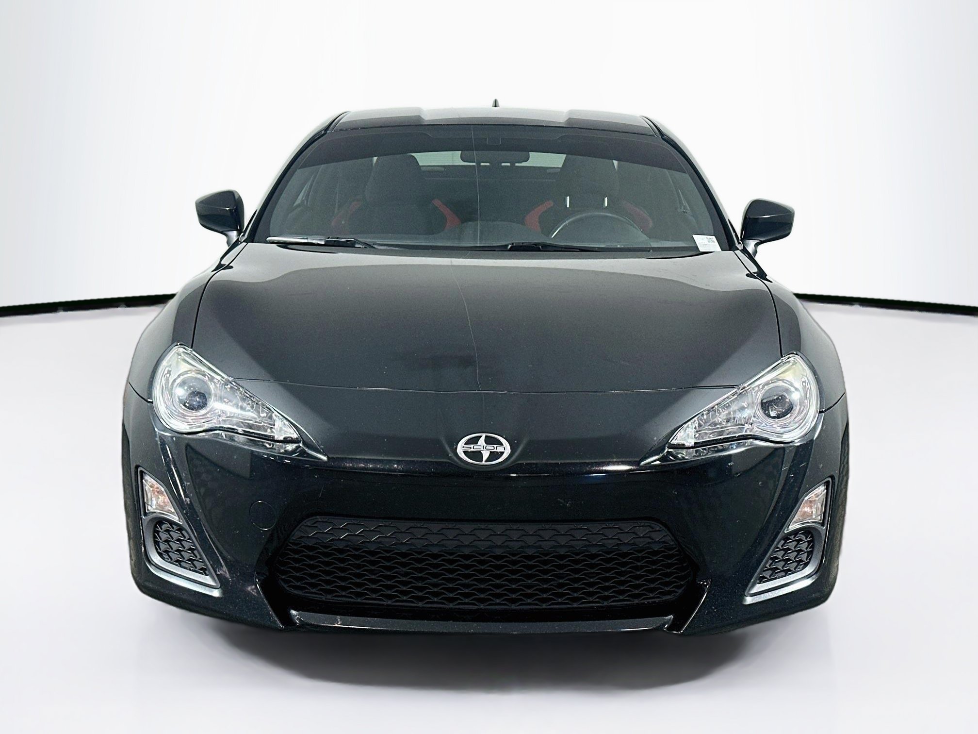 Used 2015 Scion FR-S RWD image 2