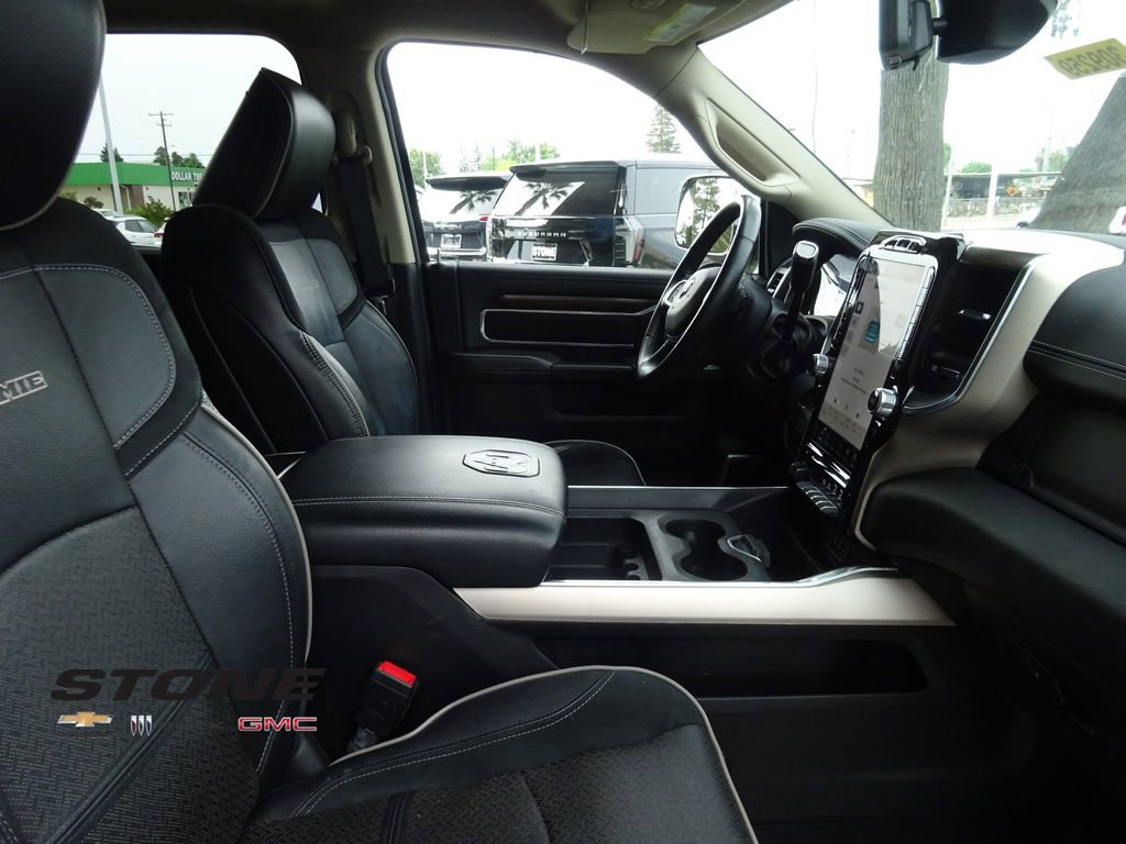 Used 2022 RAM 2500 Laramie AWD/4WD image 18
