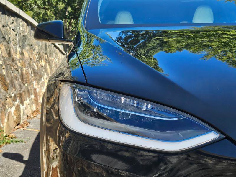 Used 2023 Tesla Model X AWD/4WD image 25