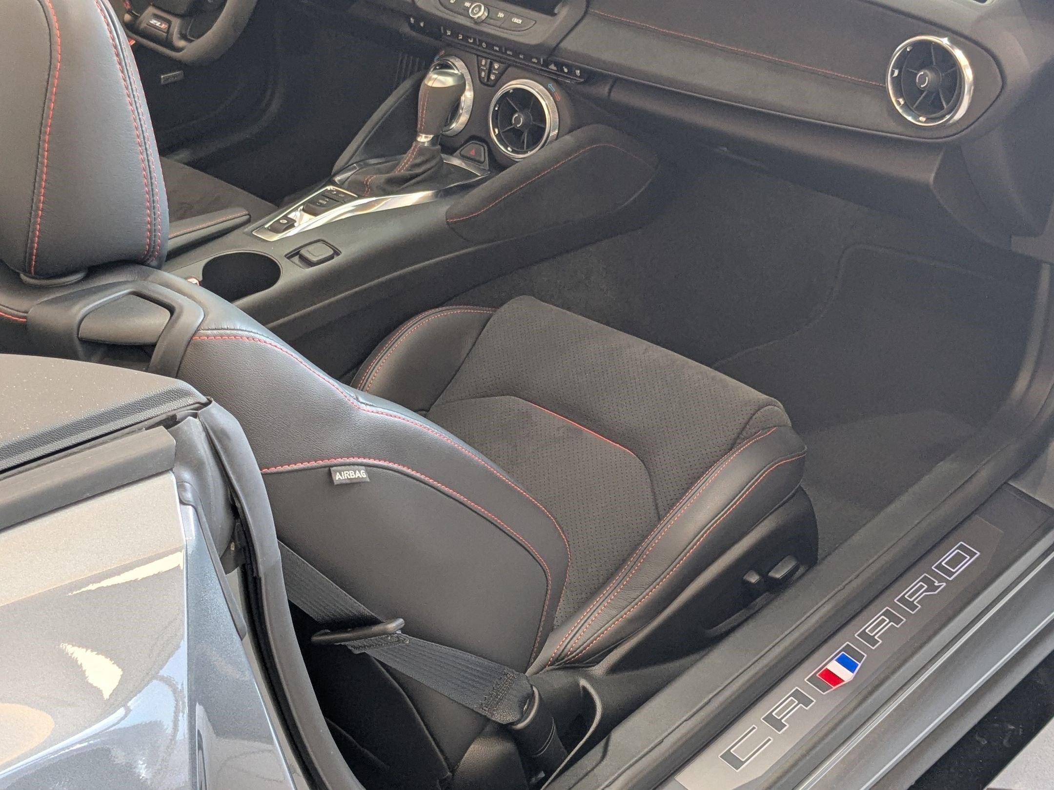 Used 2021 Chevrolet Camaro ZL1 image 22