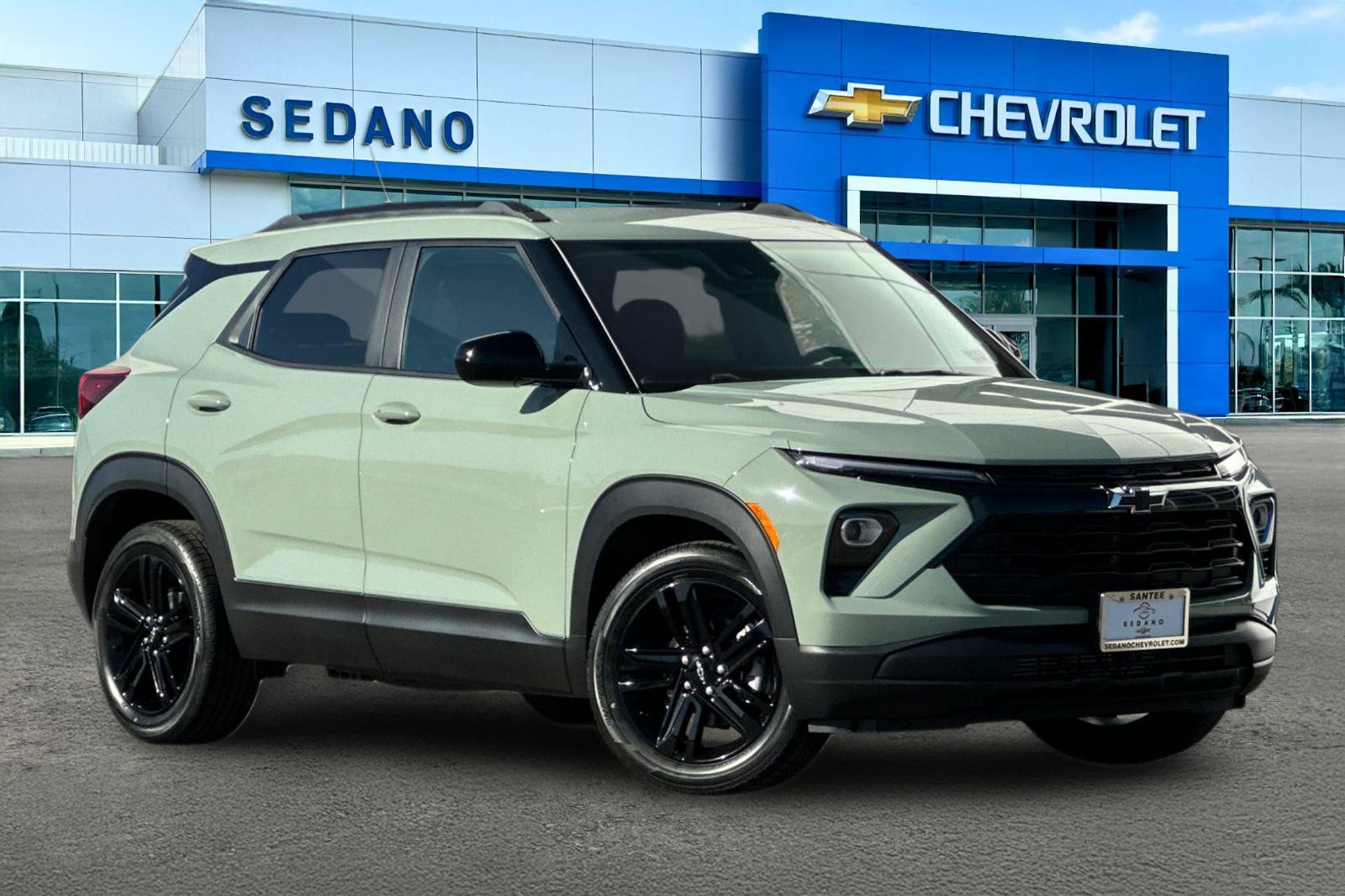New 2026 Chevrolet TrailBlazer LT w/ Convenience Package FWD image 2