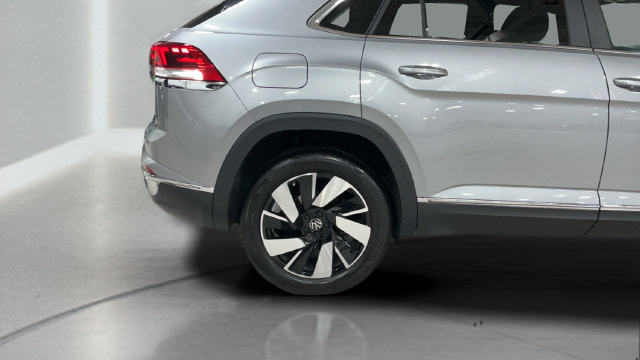 Certified 2026 Volkswagen Atlas Cross Sport SEL AWD/4WD image 26