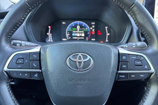 Certified 2024 Toyota Grand Highlander AWD image 26