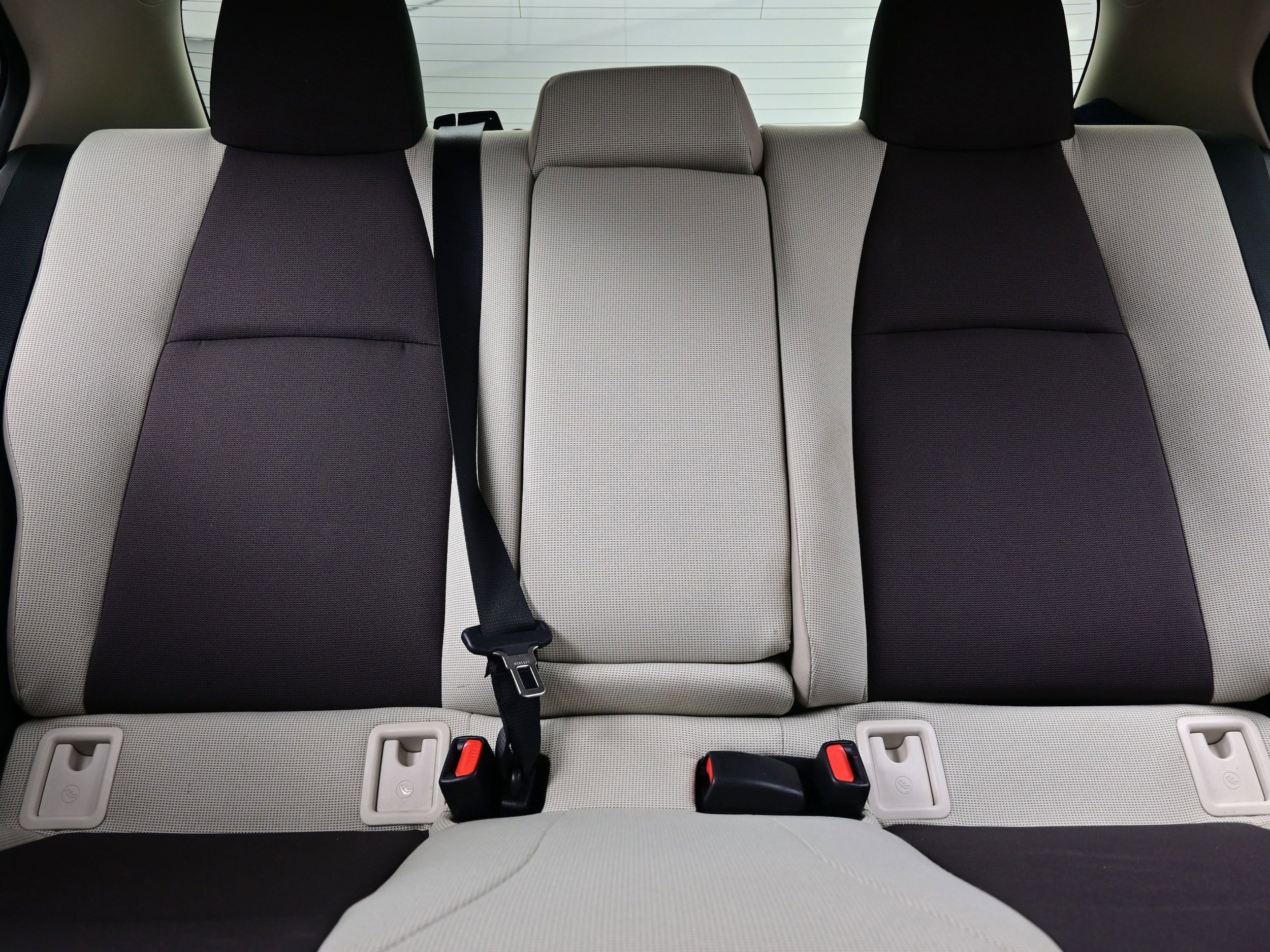 Used 2025 Toyota Corolla LE FWD image 15