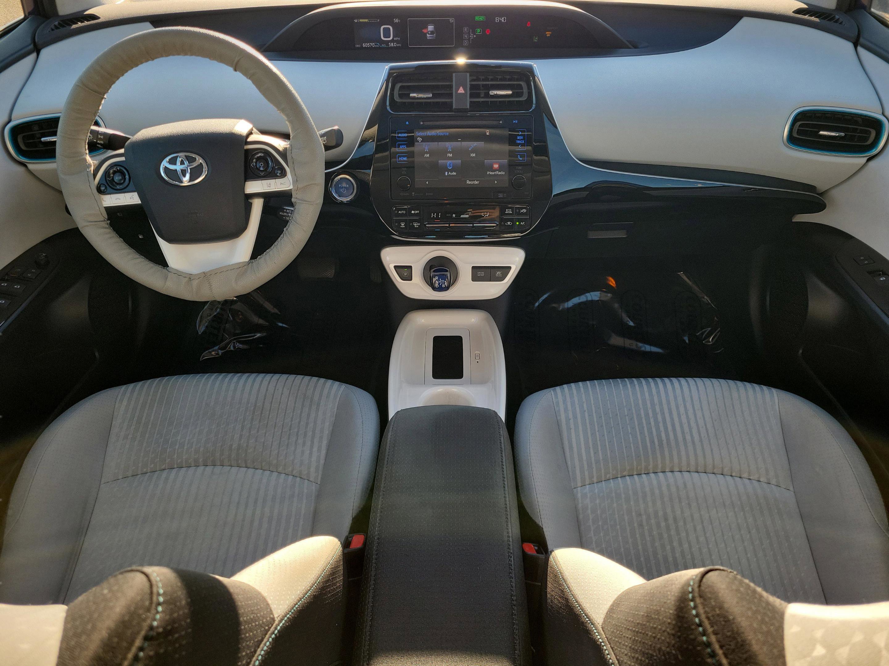 Used 2016 Toyota Prius Two image 9