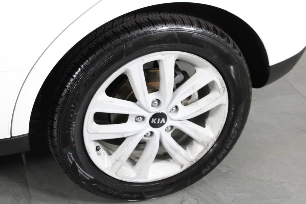 Used 2017 Kia Soul + w/ Audio Package image 10