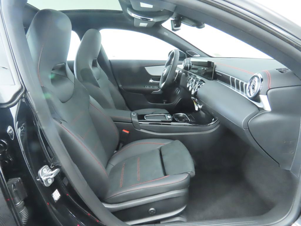New 2026 Mercedes-Benz CLA 35 AMG 4MATIC image 22