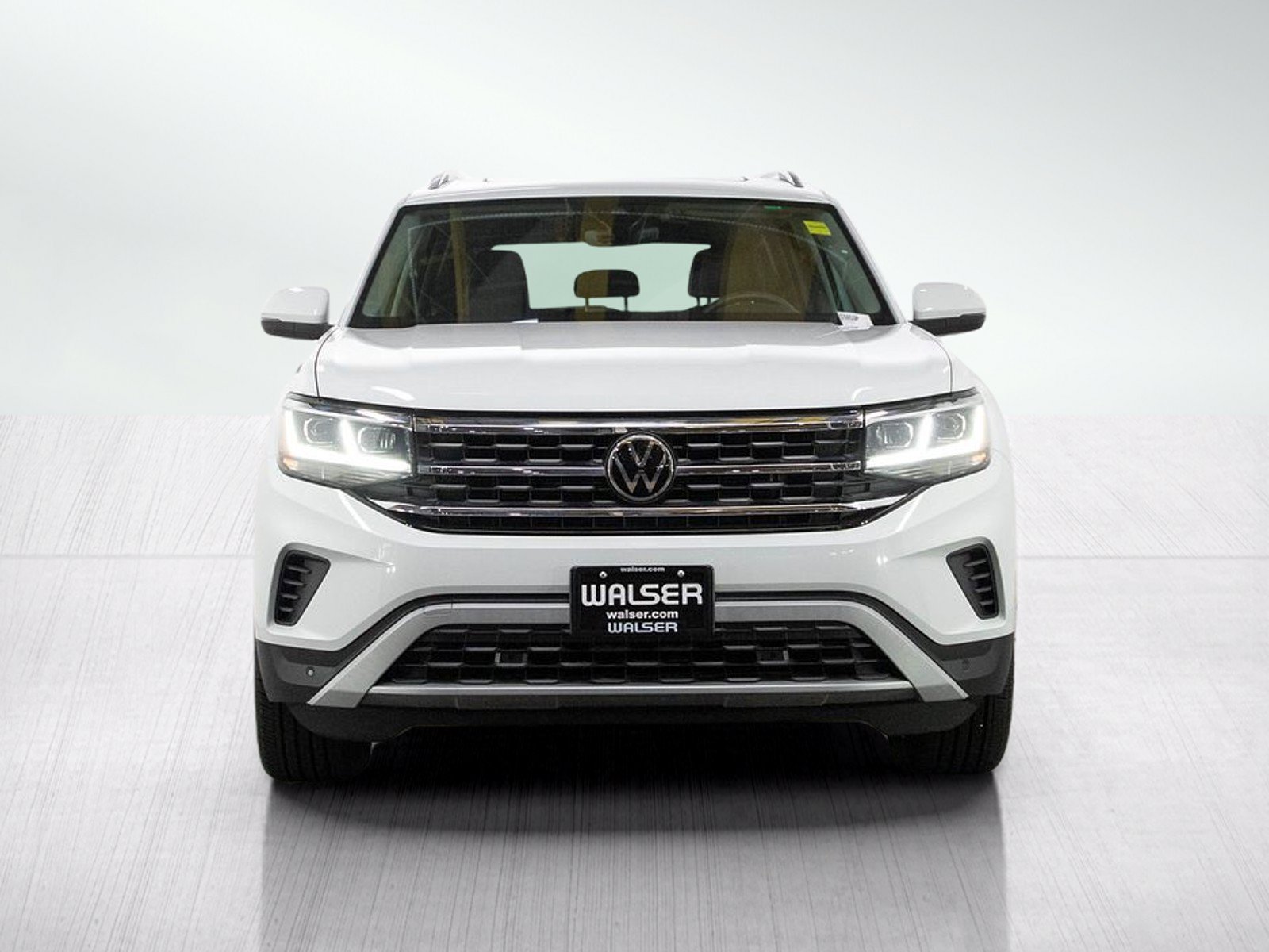 Used 2023 Volkswagen Atlas SEL AWD/4WD image 8