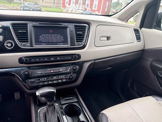 Used 2018 Kia Sedona SX Limited FWD image 9