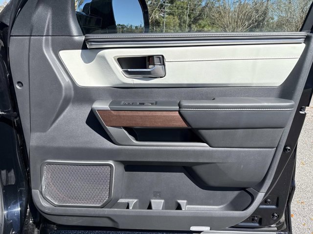 Used 2025 Toyota Sequoia Capstone image 16