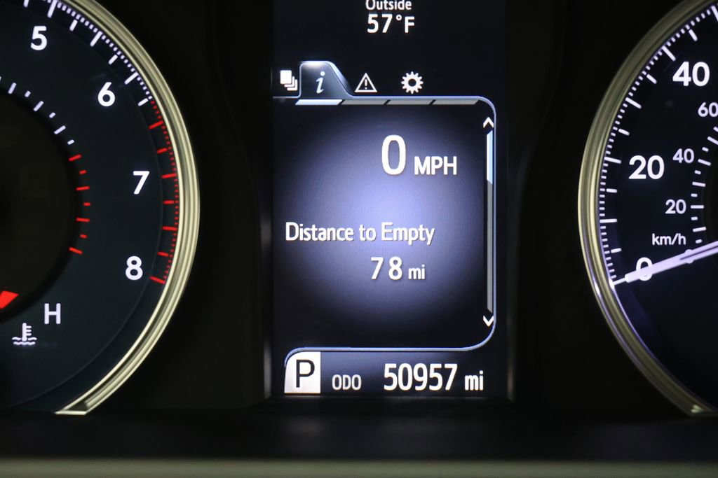 Used 2017 Toyota Camry LE FWD image 17
