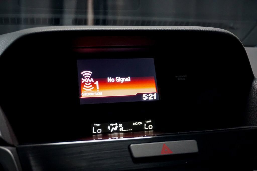 Used 2014 Acura ILX w/ Premium Package FWD image 17