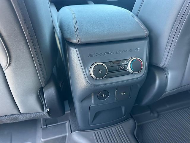 New 2025 Ford Explorer Active w/ Active Comfort Package image 19