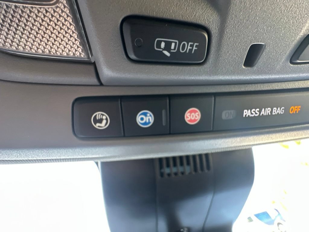 Used 2022 GMC Sierra 1500 Elevation AWD/4WD image 38
