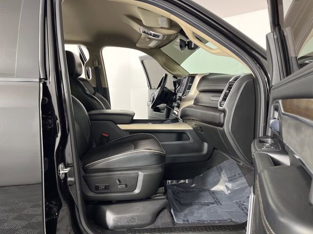 Used 2022 RAM 3500 Laramie AWD/4WD image 43