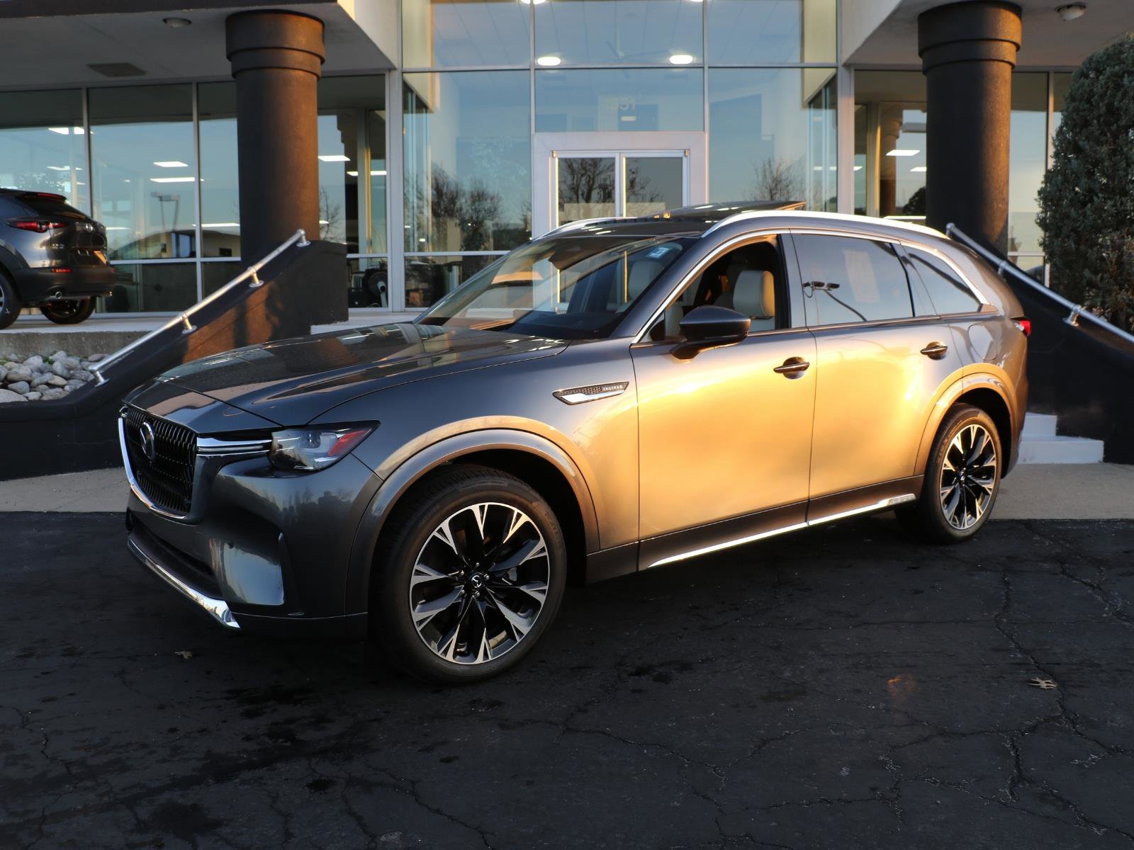 Certified 2025 MAZDA CX-90 3.3 Turbo S w/ Premium Package AWD/4WD image 1