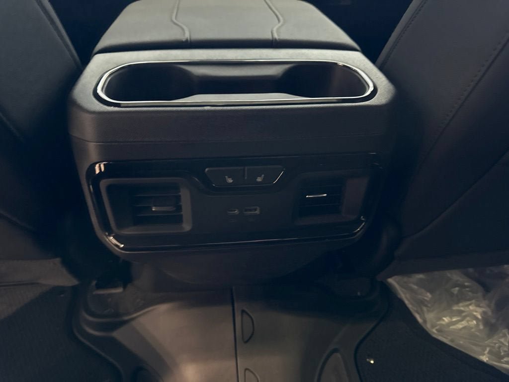 New 2026 GMC Sierra 1500 AT4 w/ AT4 Premium Package AWD/4WD image 21