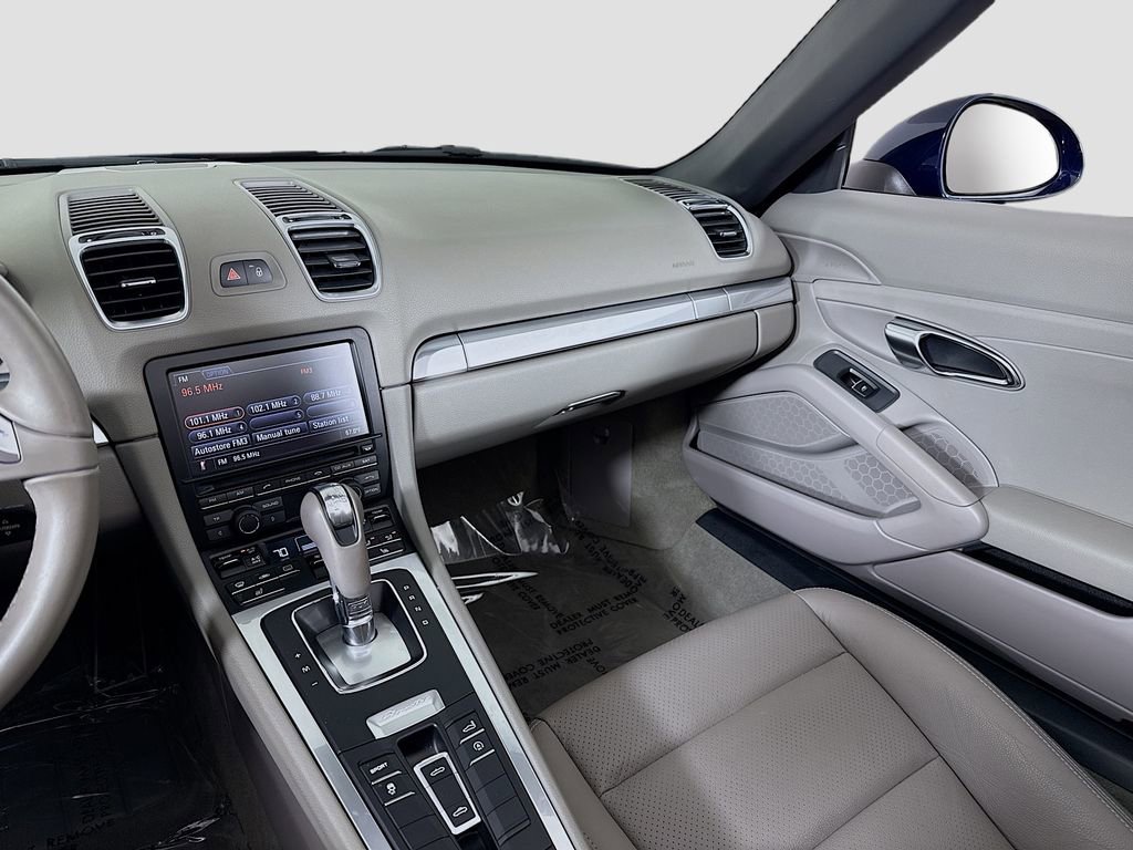 Used 2015 Porsche Boxster image 20