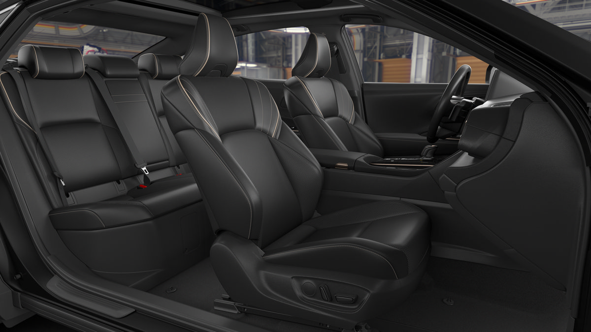 New 2026 Toyota Crown Platinum AWD/4WD image 22