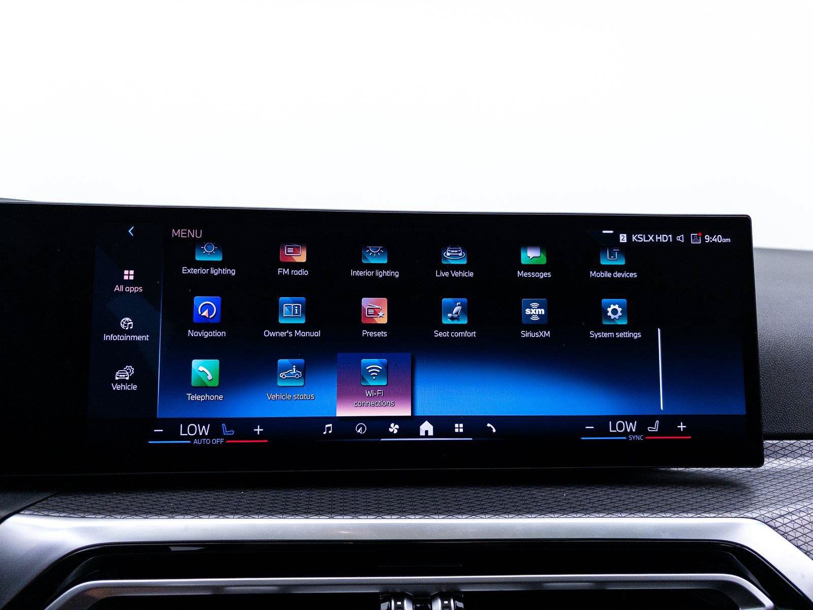 Used 2024 BMW i4 eDrive40 w/ M Sport Package RWD image 29