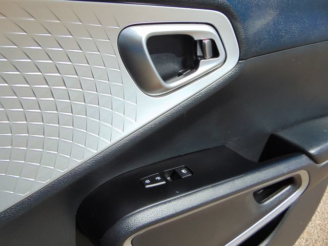 Used 2022 Kia Soul LX FWD image 26