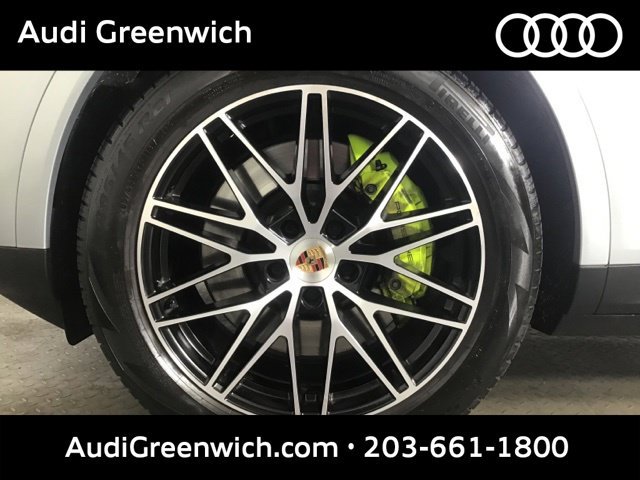 Used 2025 Porsche Cayenne S AWD/4WD image 32