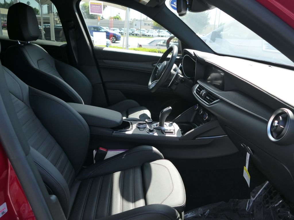 Used 2024 Alfa Romeo Stelvio Quadrifoglio w/ Active Assist Plus Package AWD/4WD image 23