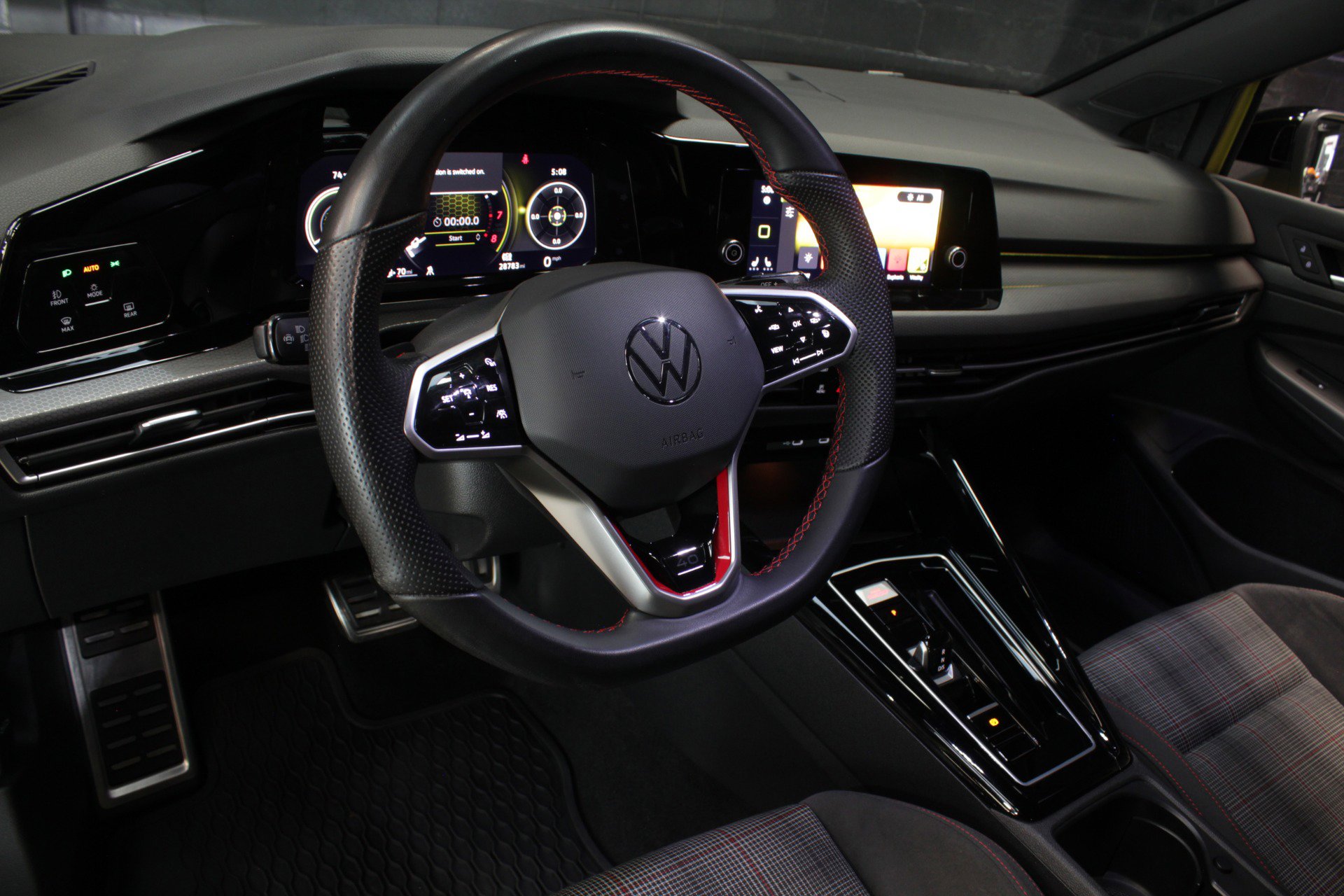 Used 2023 Volkswagen GTI 40th Anniversary Edition FWD image 28