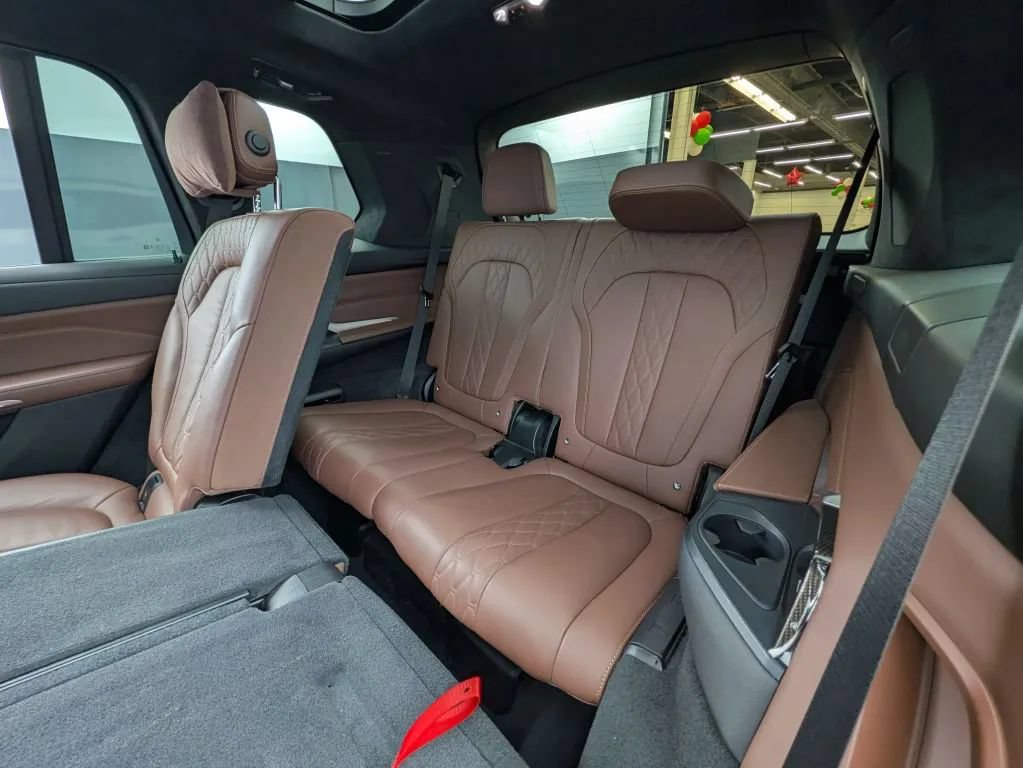Used 2020 BMW X7 M50i w/ Executive Package AWD/4WD image 57