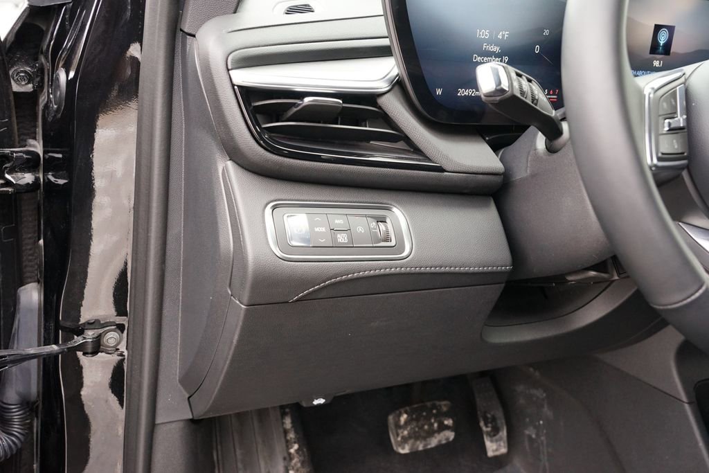 Used 2025 Buick Enclave Preferred image 17