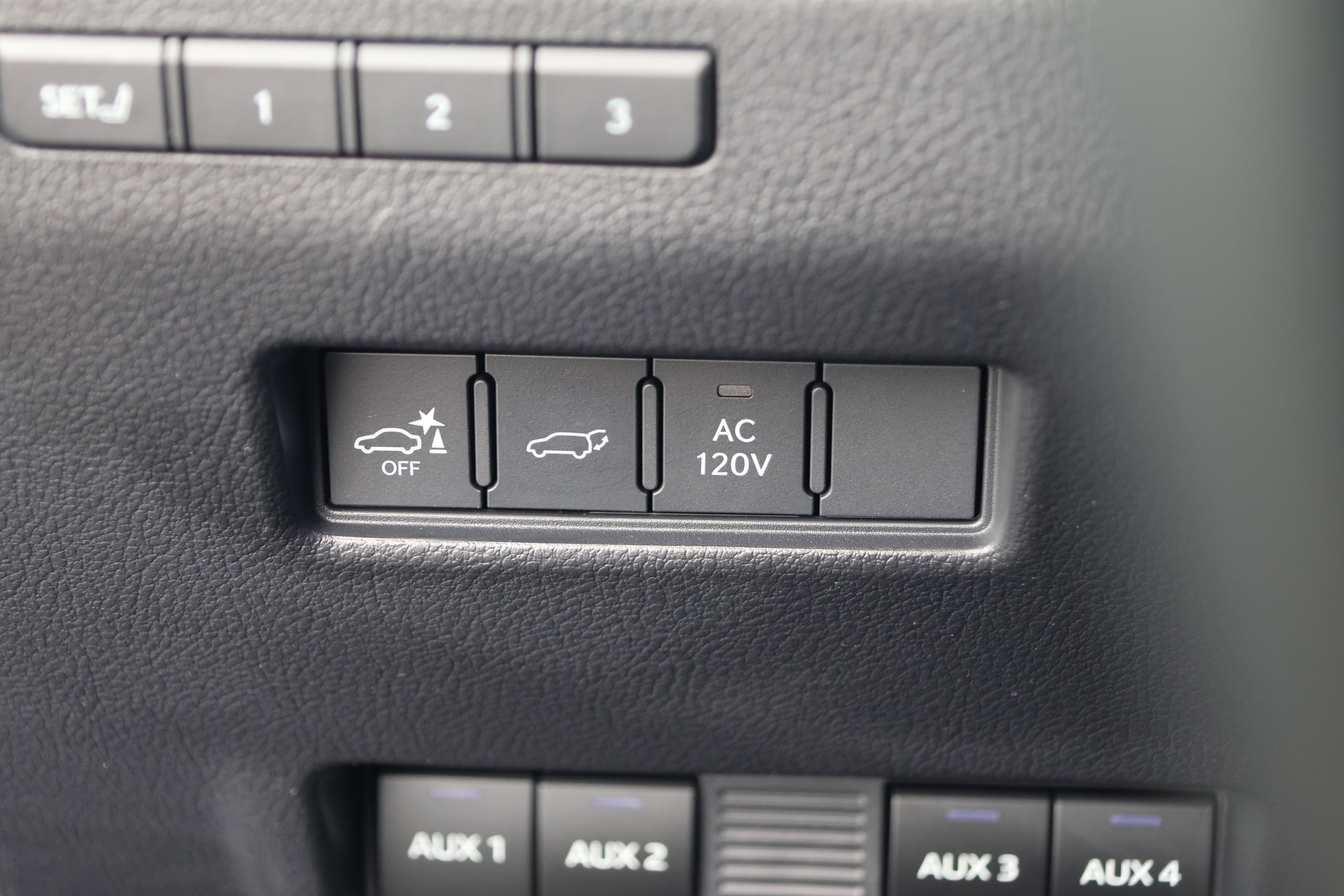 Used 2025 Lexus GX 550 image 16