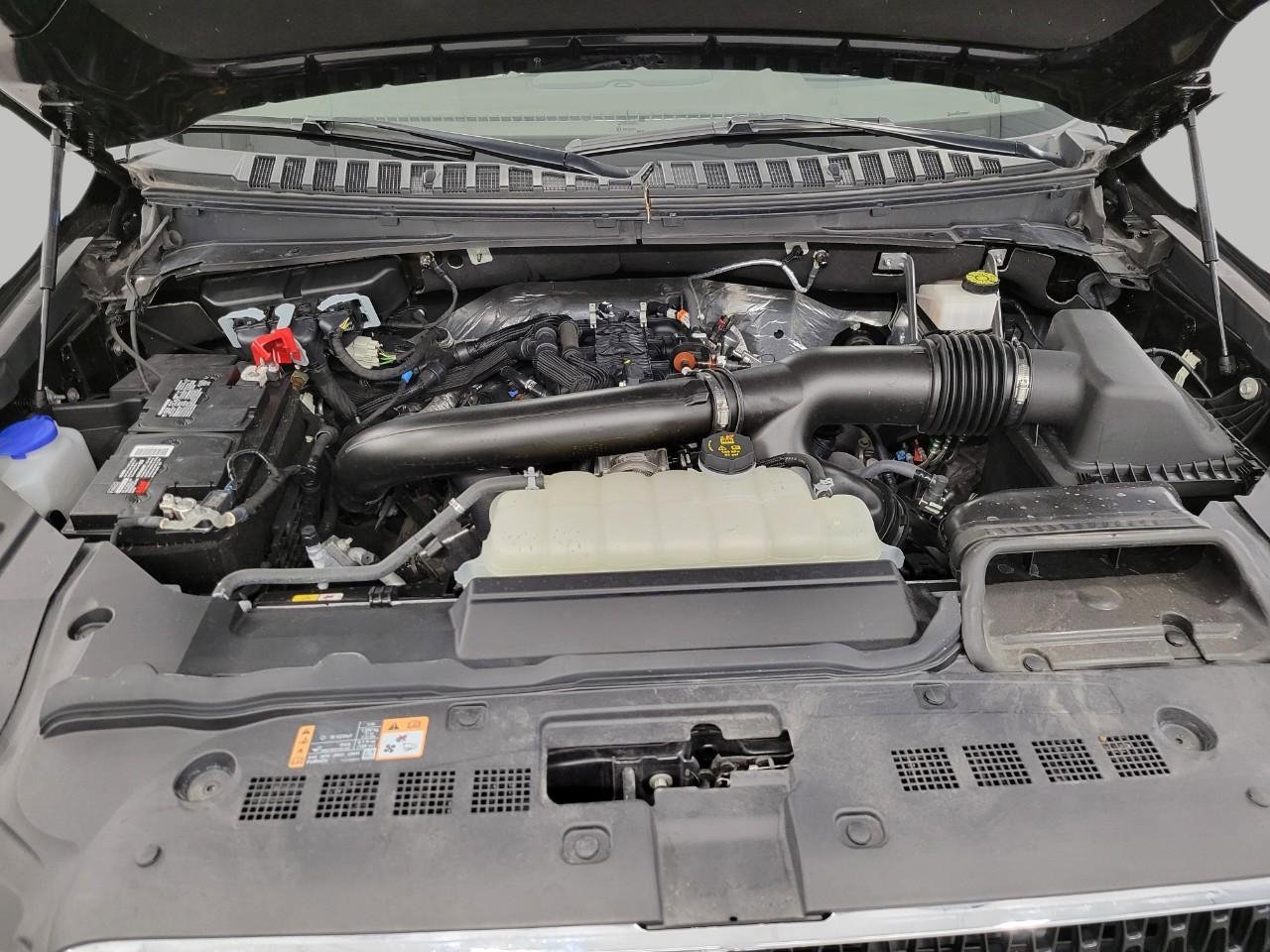 Used 2024 Lincoln Navigator L Reserve AWD/4WD image 8
