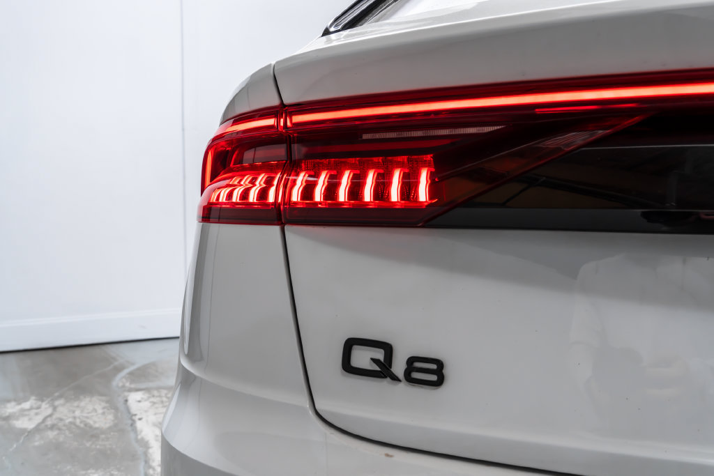 Used 2023 Audi Q8 Premium Plus w/ Premium Plus Package AWD/4WD image 13