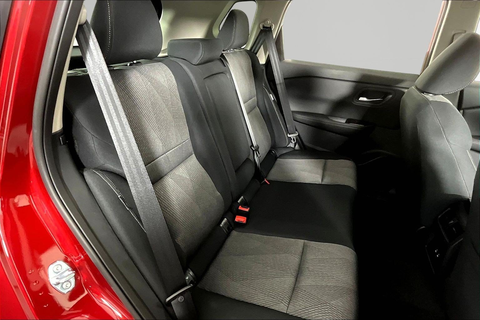 New 2026 Nissan Rogue SV w/ Cold Weather Package AWD/4WD image 19
