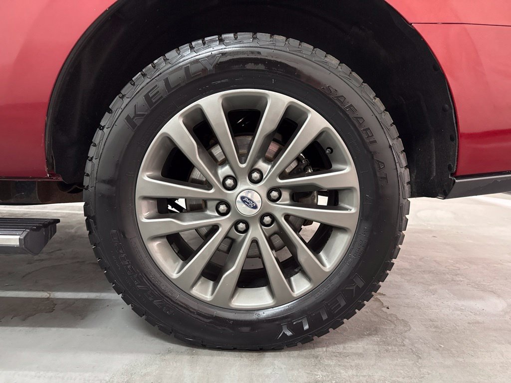 Used 2019 Ford Expedition Limited w/ Driver Assistance Package AWD/4WD image 54