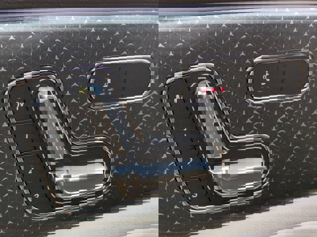 Used 2025 Mercedes-Benz GLB 250 GLB 250 image 22