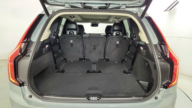 New 2026 Volvo XC90 B5 Core AWD/4WD image 39