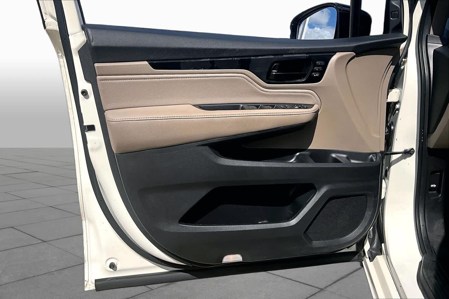 Used 2019 Honda Odyssey Elite image 22