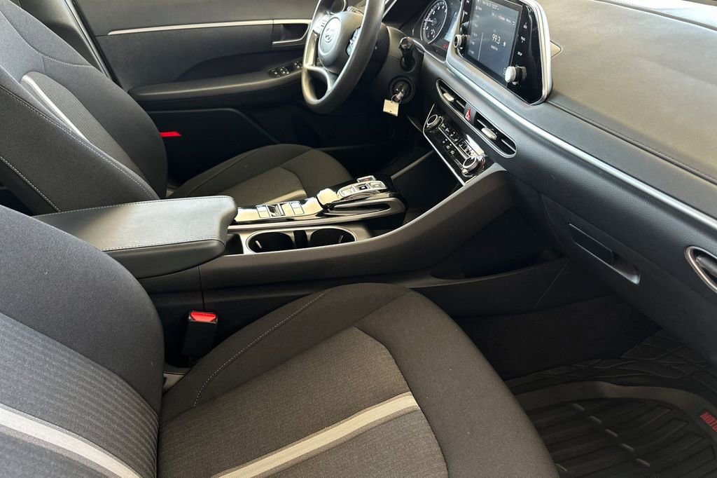 Used 2023 Hyundai Sonata SE image 18