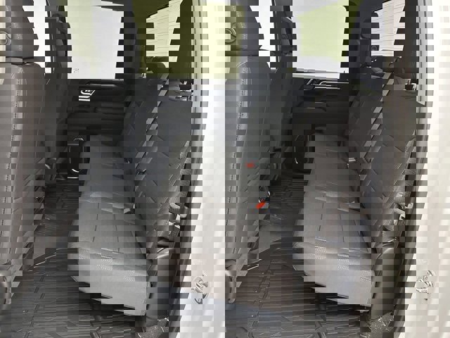 New 2026 GMC Sierra 3500 SLE w/ SLE Value Package image 18