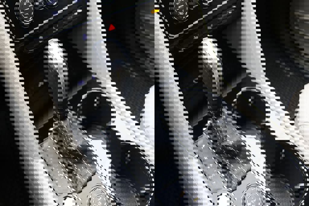 Used 2022 Volkswagen Atlas SE image 24