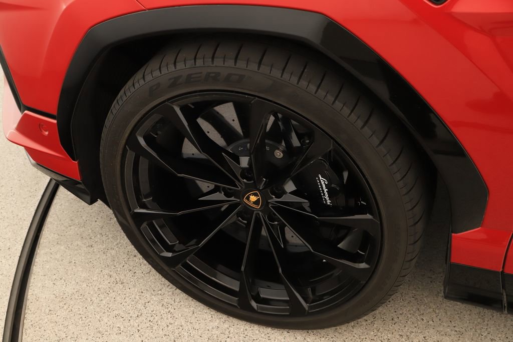 Used 2023 Lamborghini Urus S AWD/4WD image 39