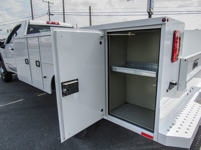 New 2025 GMC Sierra 3500 Pro w/ Convenience Package image 9