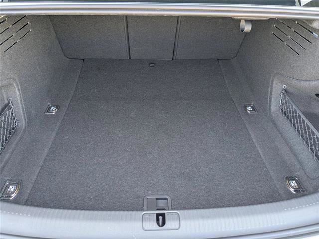 Used 2022 Audi A4 2.0T Premium Plus image 6