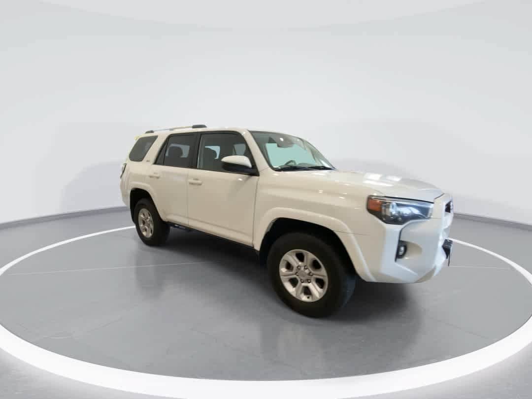 Certified 2024 Toyota 4Runner SR5 AWD/4WD image 2