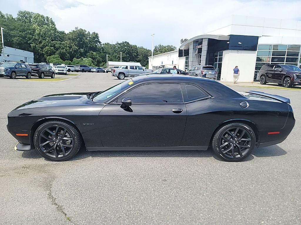 Used 2022 Dodge Challenger R/T w/ Plus Package RWD image 4
